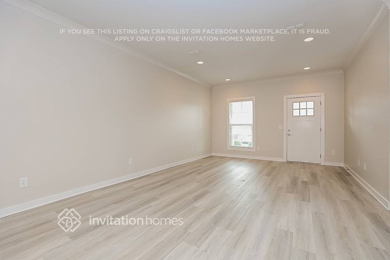 826 Ashland Place Dr - Photo 5 of 18