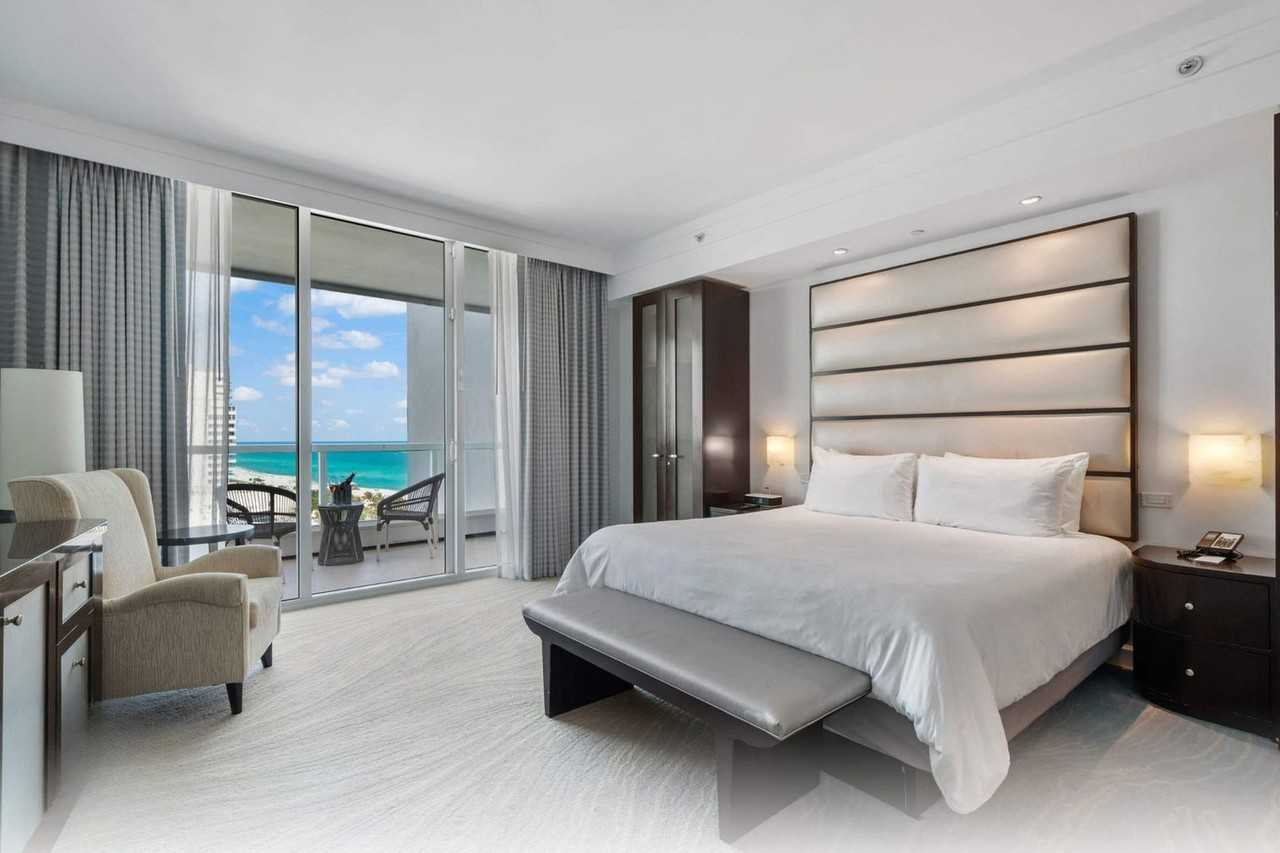 4391 Collins Ave #1325638P - Photo 7 of 14