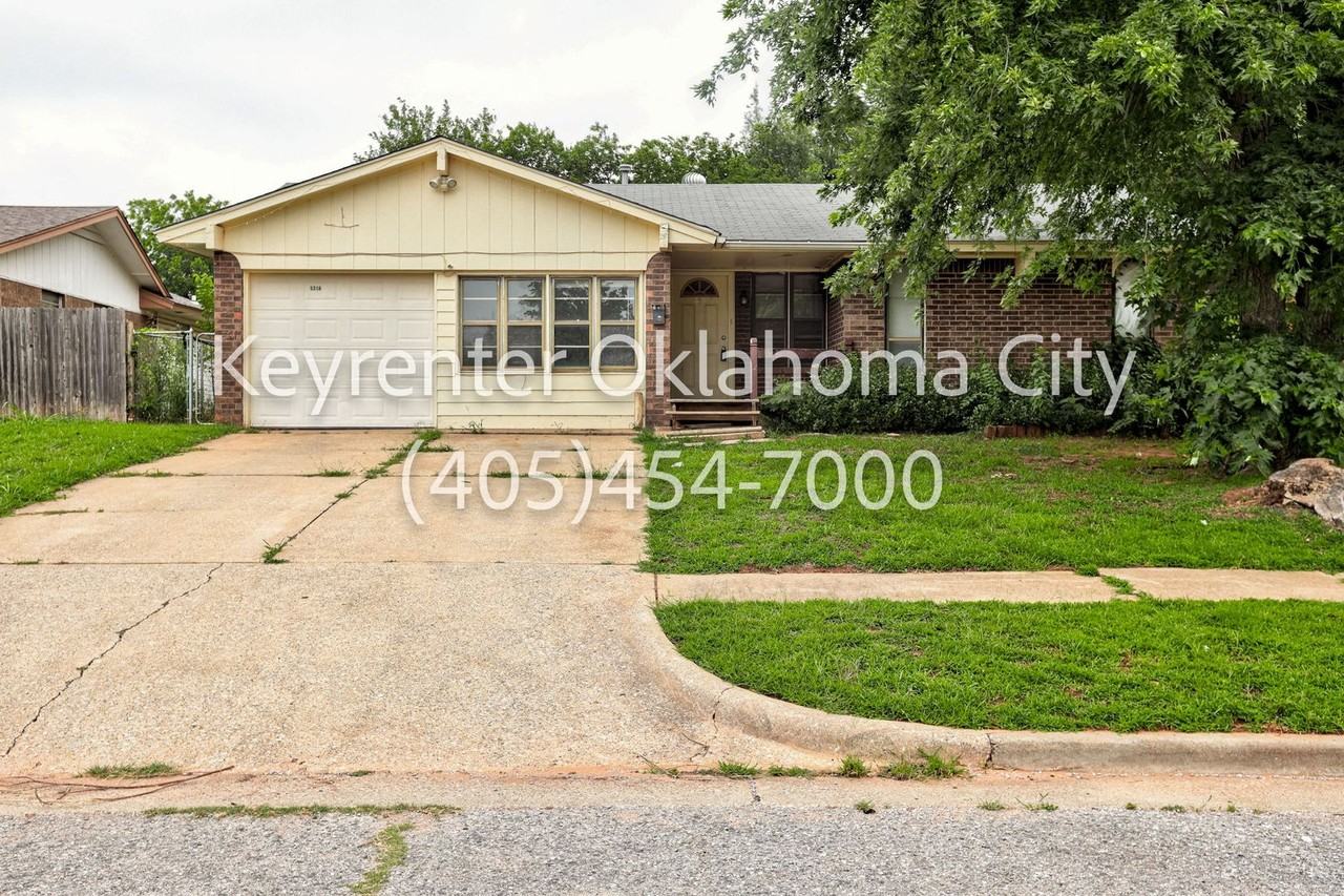 5316 S Briarwood Dr