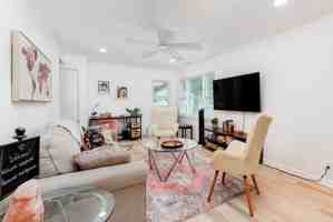 featured image of 4421 Picajune Ave