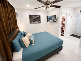 featured image of 338 Van Buren St