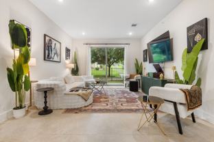 7522 1/2 W Slaughter Ln - Photo 1 of 1