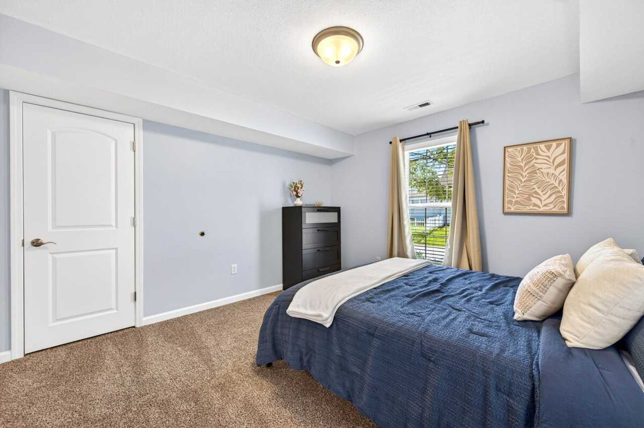 1207 Central Ave #1542499P - Photo 4 of 50