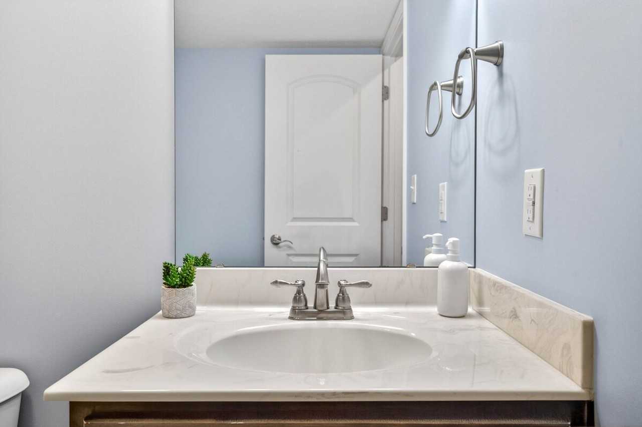 1207 Central Ave #1542499P - Photo 6 of 50