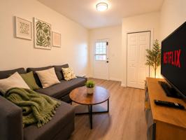 featured image of 4520 Rue De Bullion