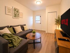 4520 Rue De Bullion - Photo 1 of 1