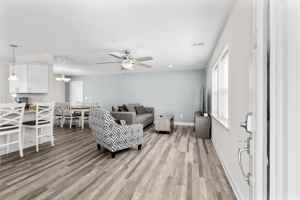 featured image of 433 Belle Dr
