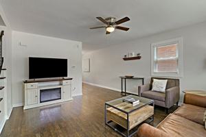featured image of 2235 Linden Ave