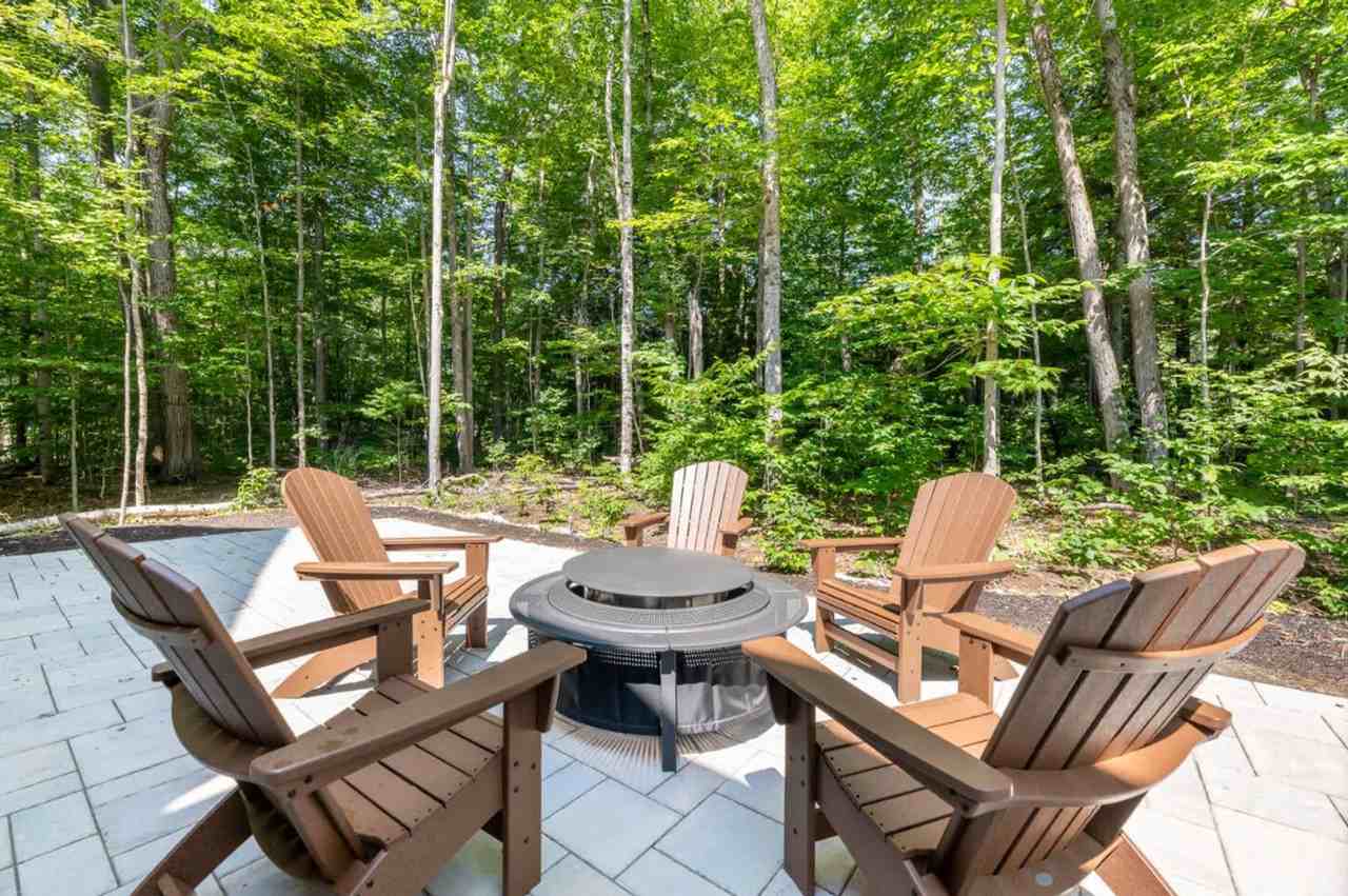 216 S Peak Rd #1571375P - Photo 5 of 48