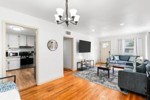 featured image of 4317 Amherst Dr