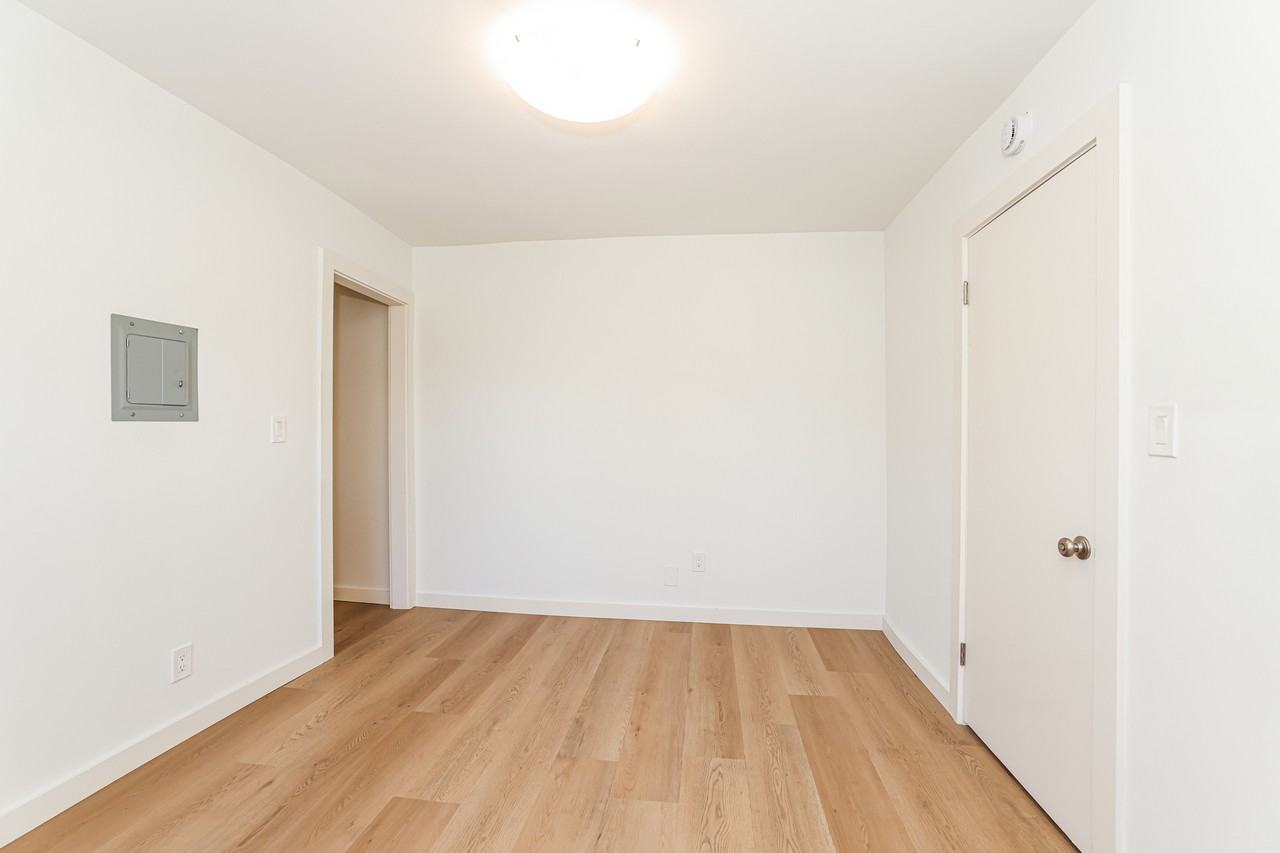767 17th St #767 - Photo 6 of 30