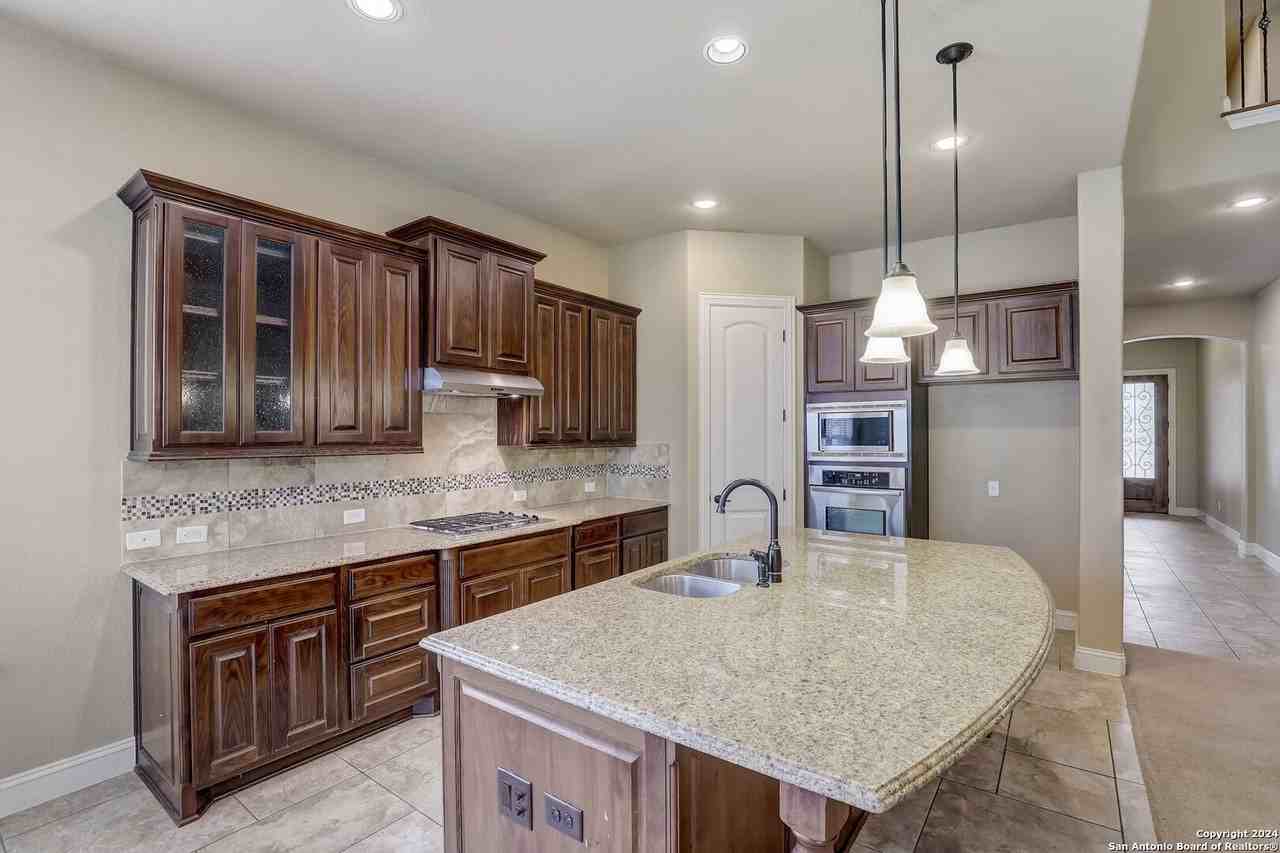 3418 Marlark Pass - Photo 7 of 28
