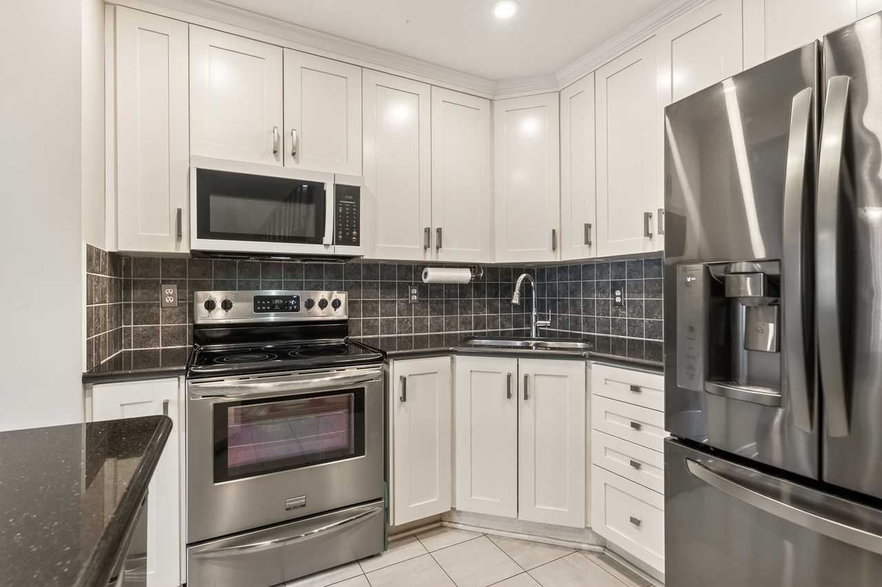 106 Blackdome Crescent - Photo 2 of 40
