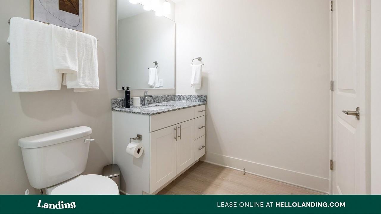 900 N. Tryon - Photo 5 of 50