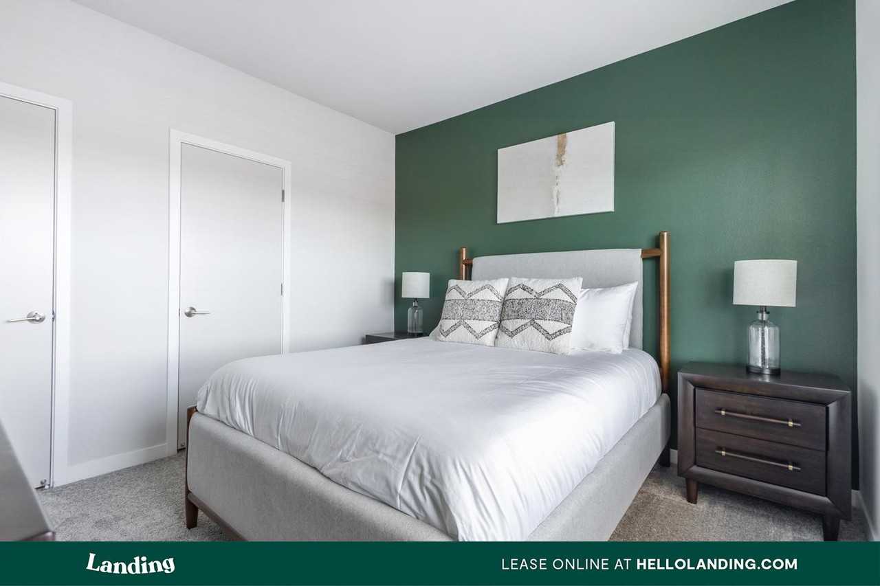 561 Renaissance Way - Photo 3 of 50