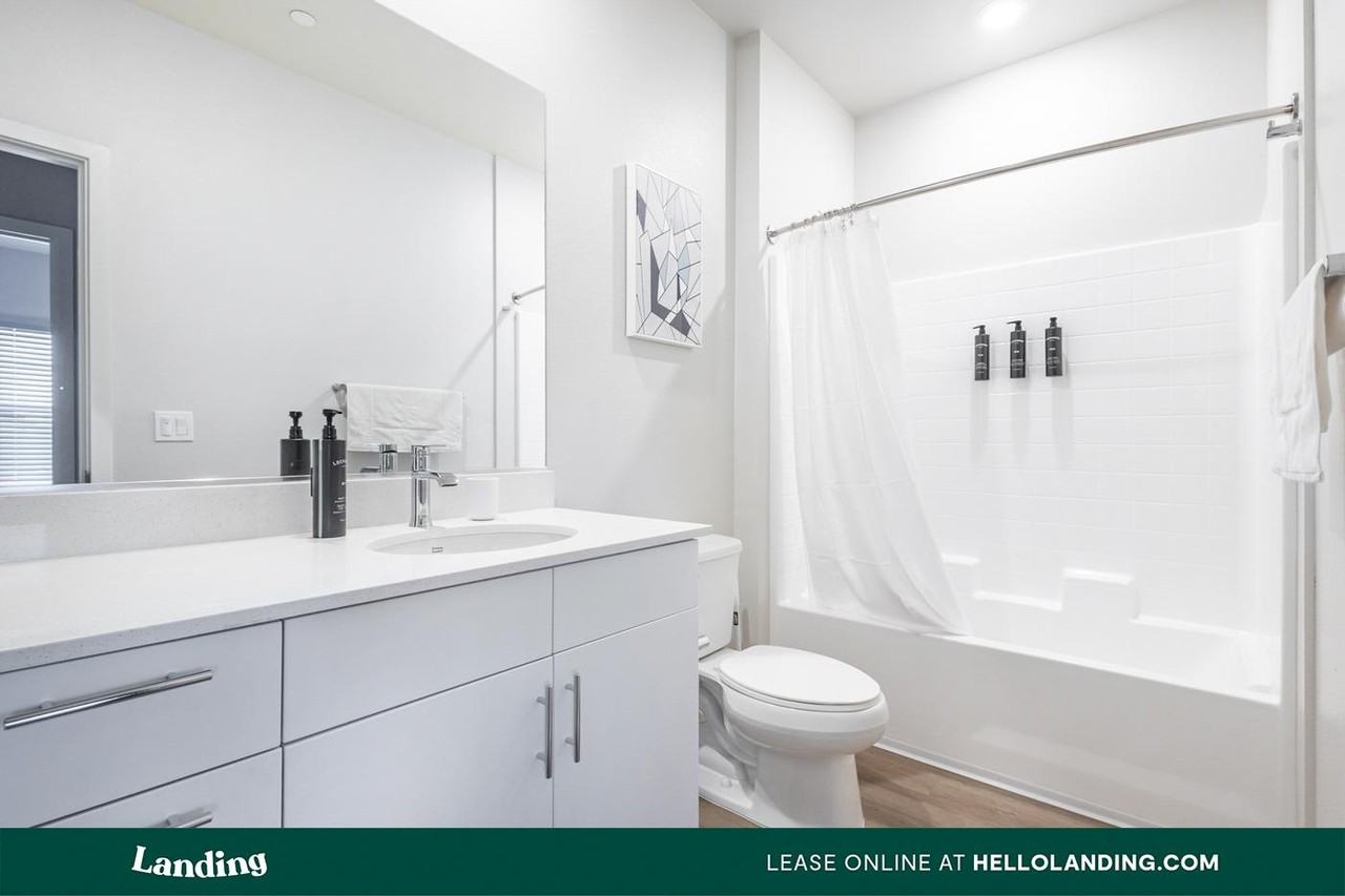 561 Renaissance Way - Photo 4 of 50