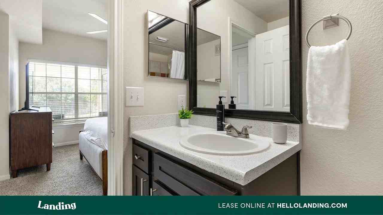 3250 Hudson Crossing - Photo 6 of 50