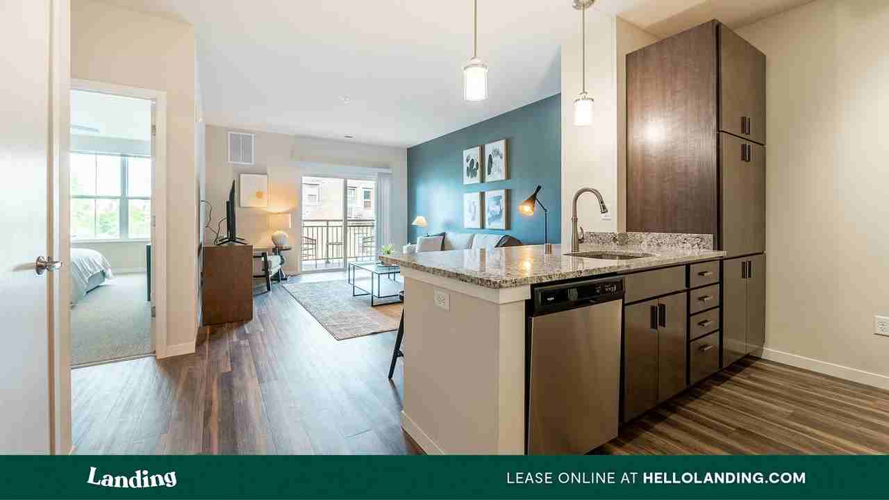1557 N Logan Street - Photo 4 of 31