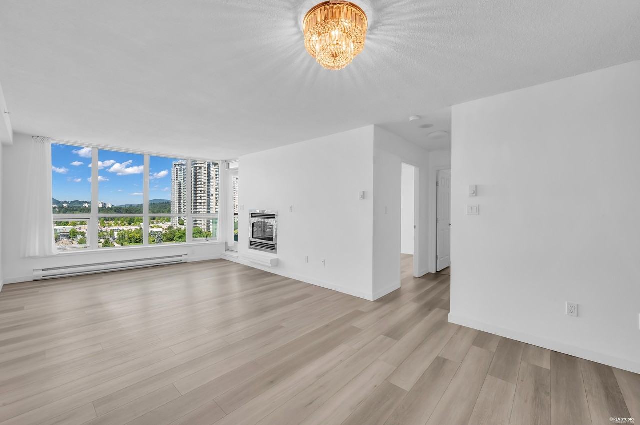1148 Heffley Crescent - Photo 9