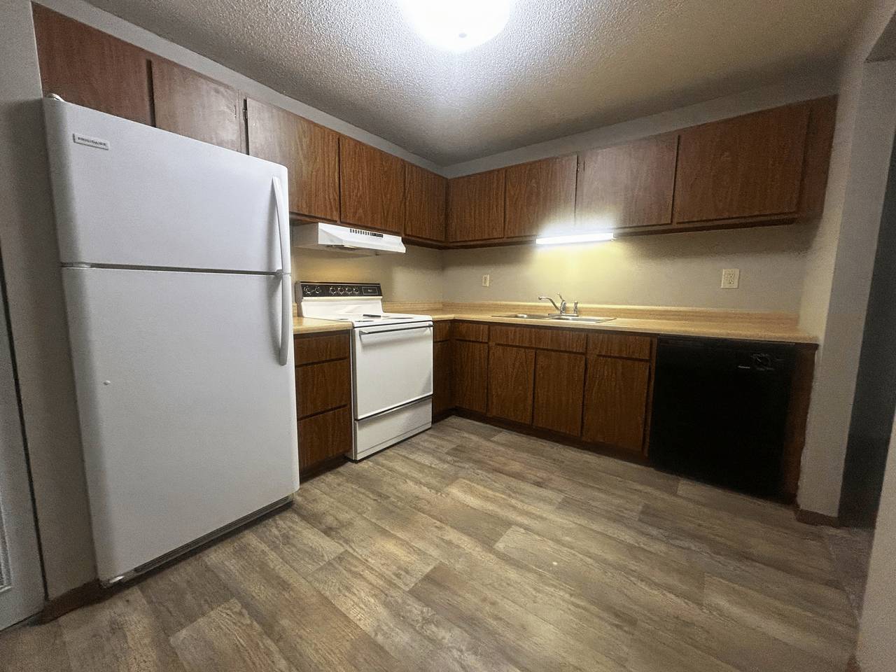 Kellogg Place Apartments - Photo 6 of 14
