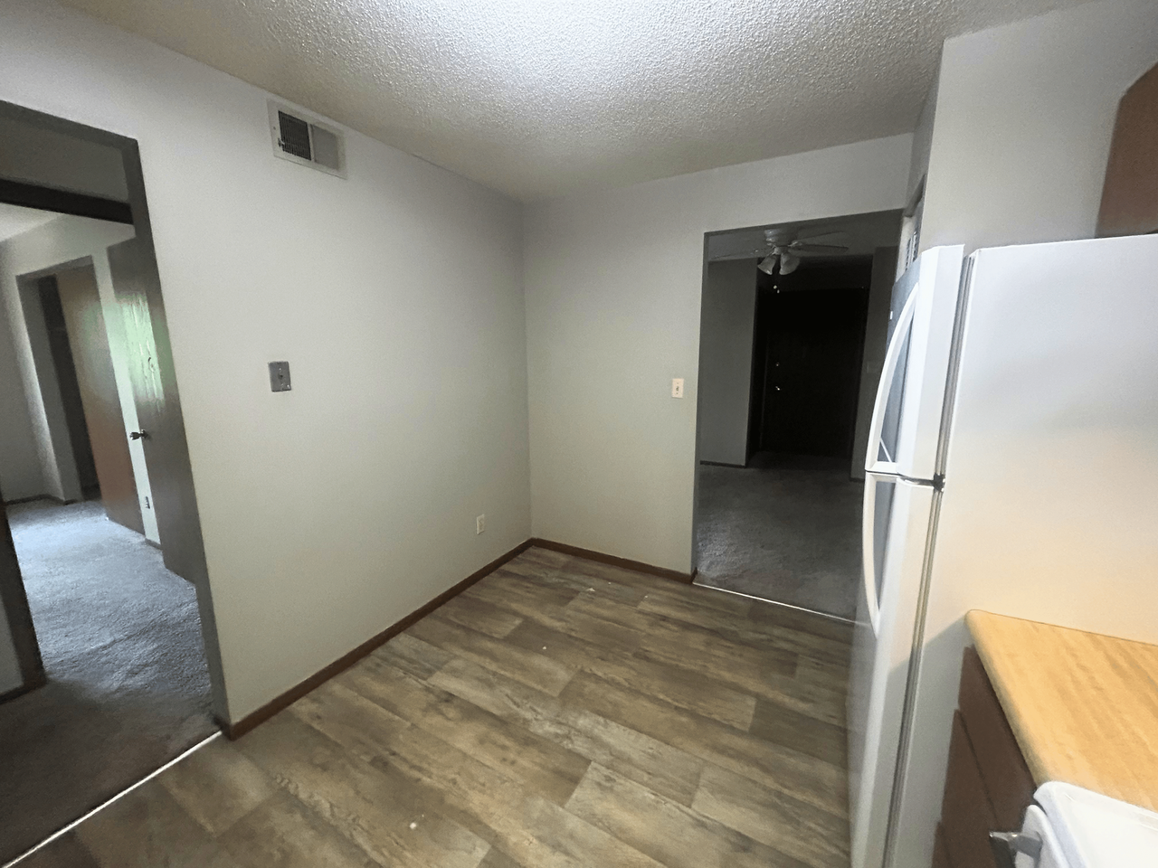 Kellogg Place Apartments - Photo 7 of 14