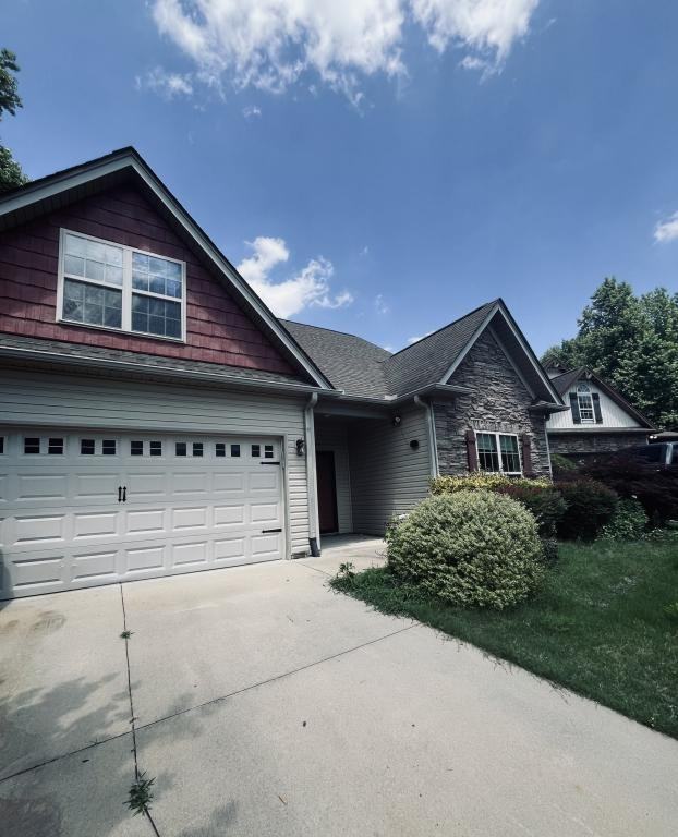 3 Plateau Pl - Photo 2 of 36