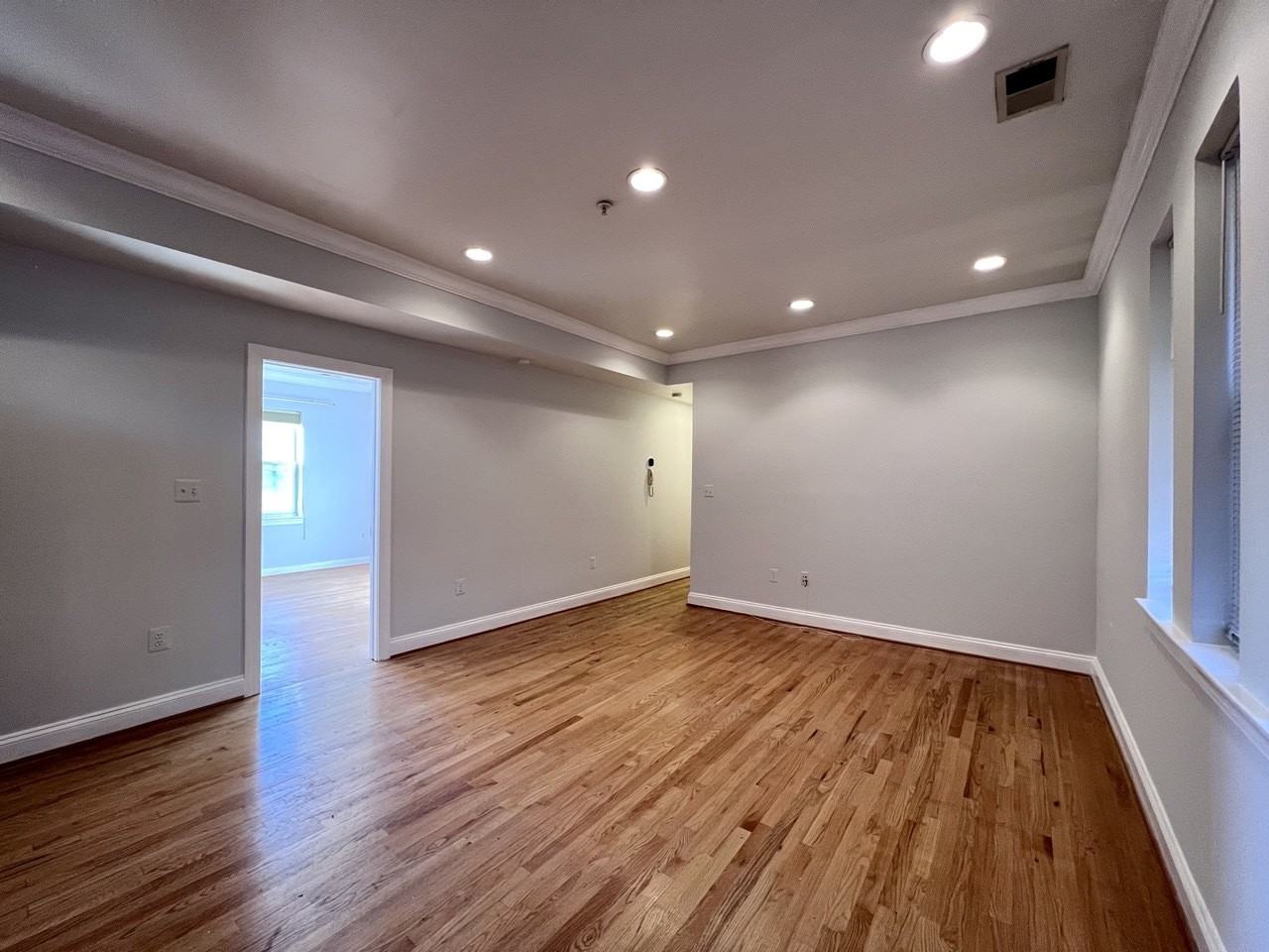 1372 Randolph St Nw #101 - Photo 6 of 15