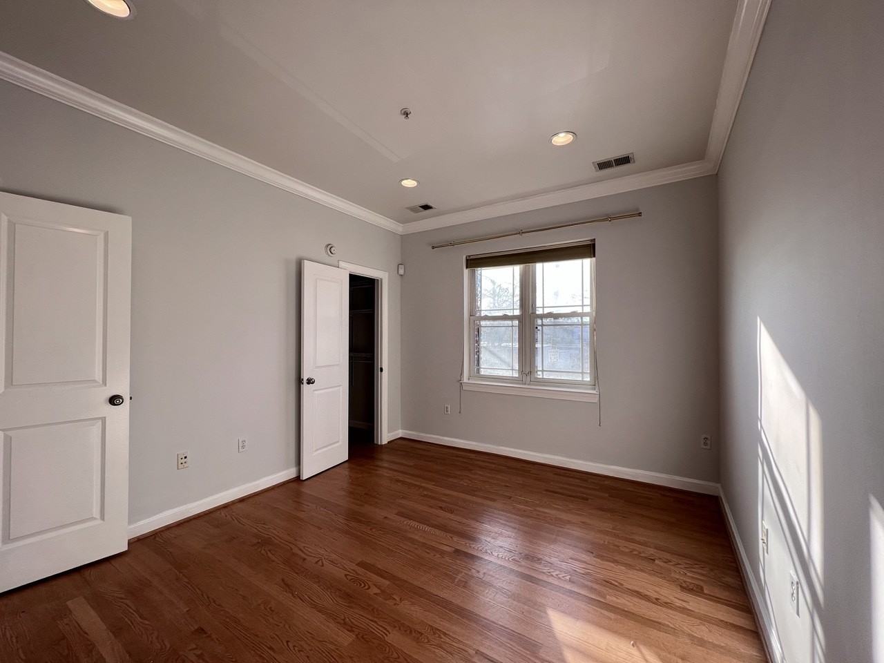 1372 Randolph St Nw #101 - Photo 2 of 15