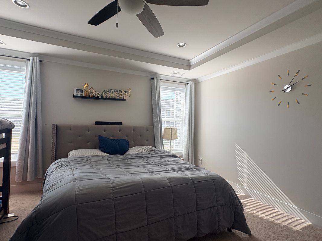 213 Catalpa Ln - Photo 2 of 13
