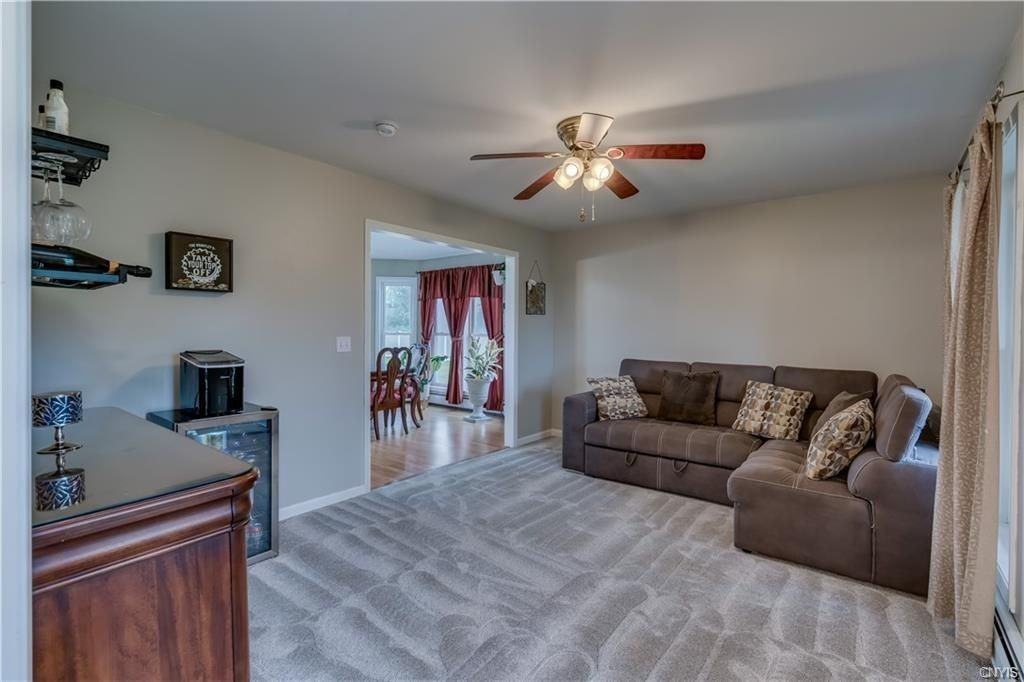 26202 Lafave Rd - Photo 4 of 18