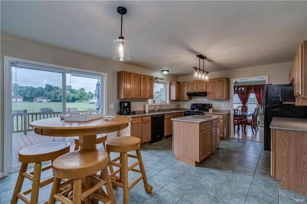 26202 Lafave Rd - Photo 7 of 18