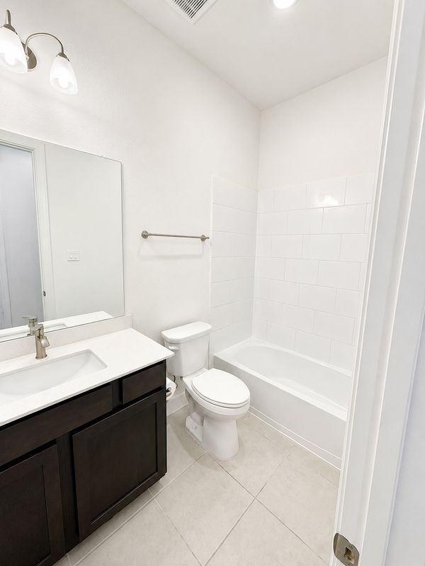 10602 William Park Dr - Photo 2 of 9