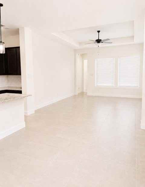 10602 William Park Dr - Photo 3 of 9
