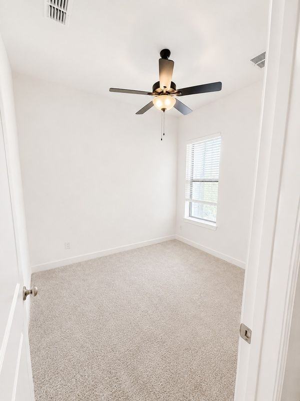 10602 William Park Dr - Photo 7 of 9