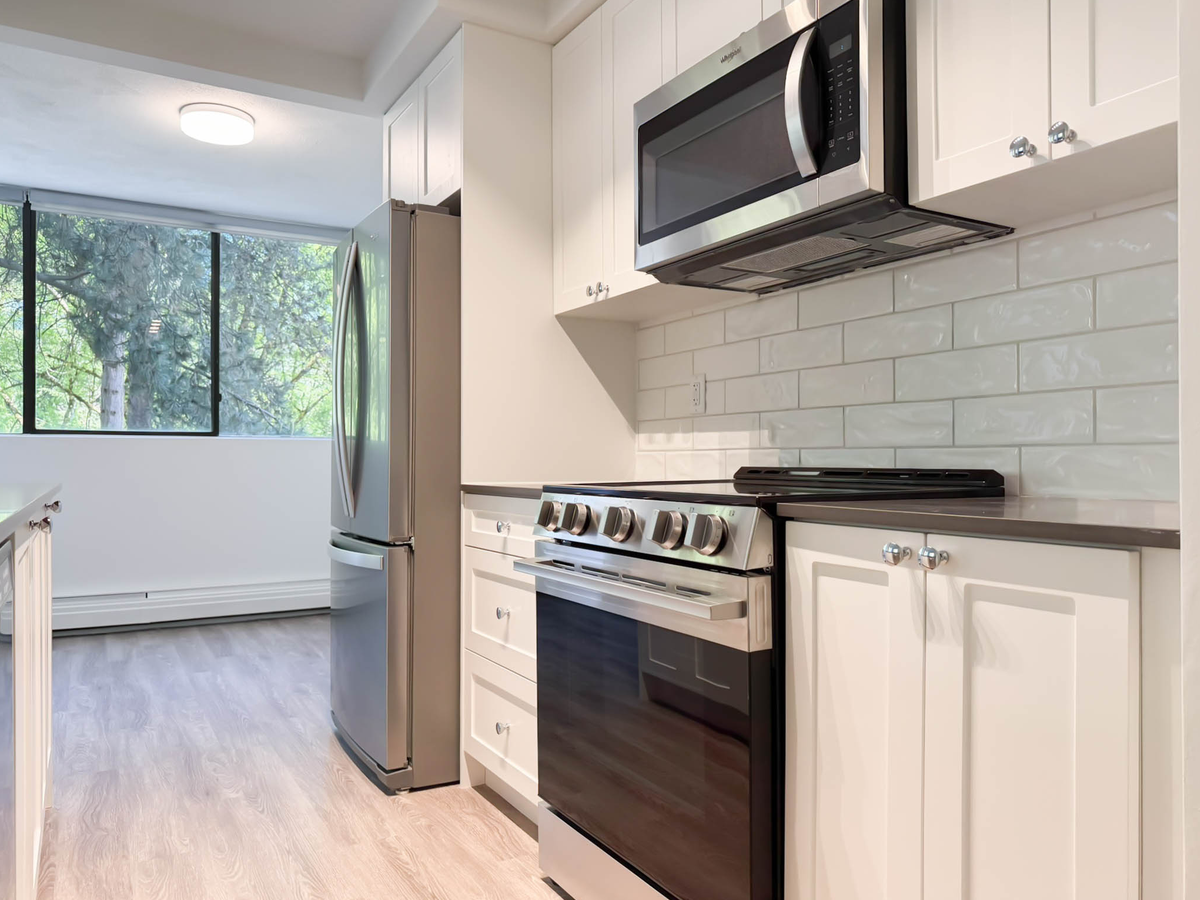 7376 Halifax Street - Photo 7 of 25