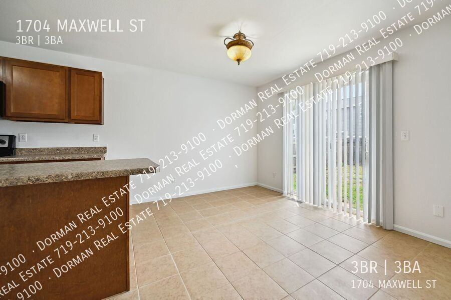 1704 Maxwell St - Photo 7 of 27