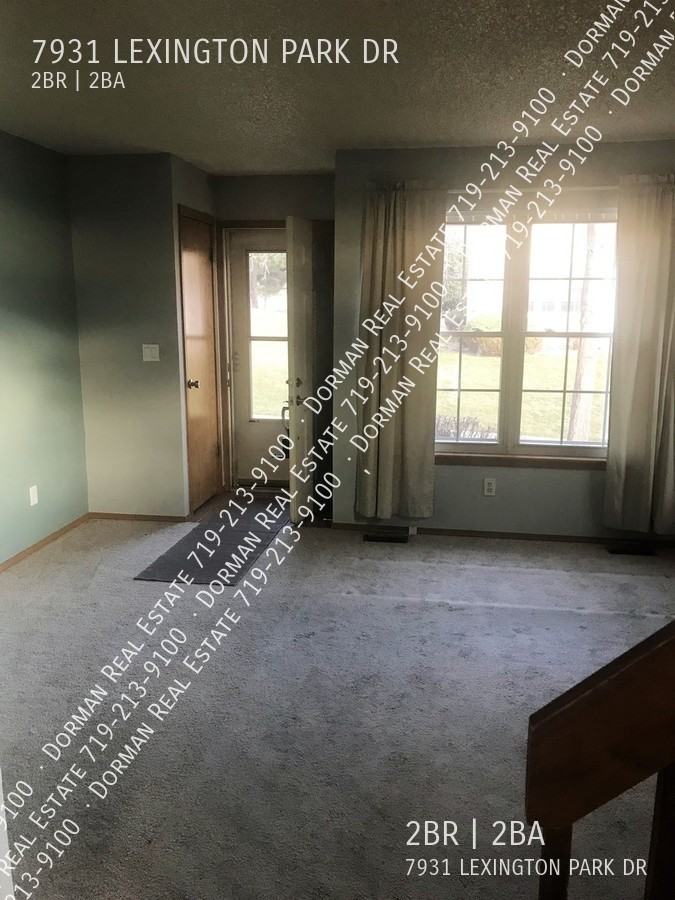 7931 Lexington Park Dr - Photo 5 of 12