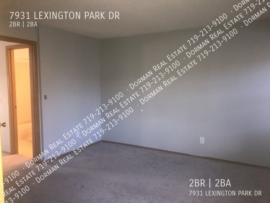 7931 Lexington Park Dr - Photo 7 of 12
