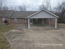 featured image of 2516 Fairview Way #4