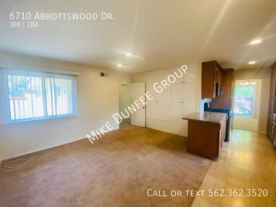 6710 Abbottswood Dr - Photo 5 of 31