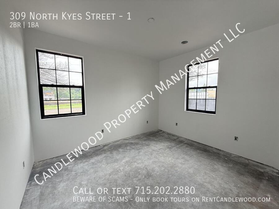 309 N Kyes St #1 - Photo 6 of 16