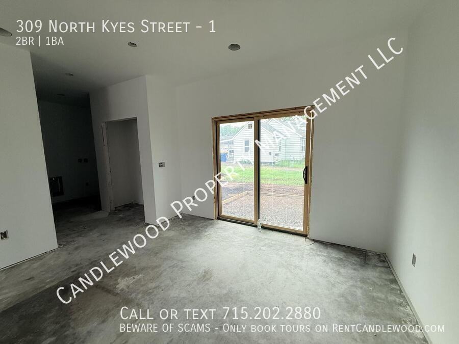309 N Kyes St #1 - Photo 7 of 16