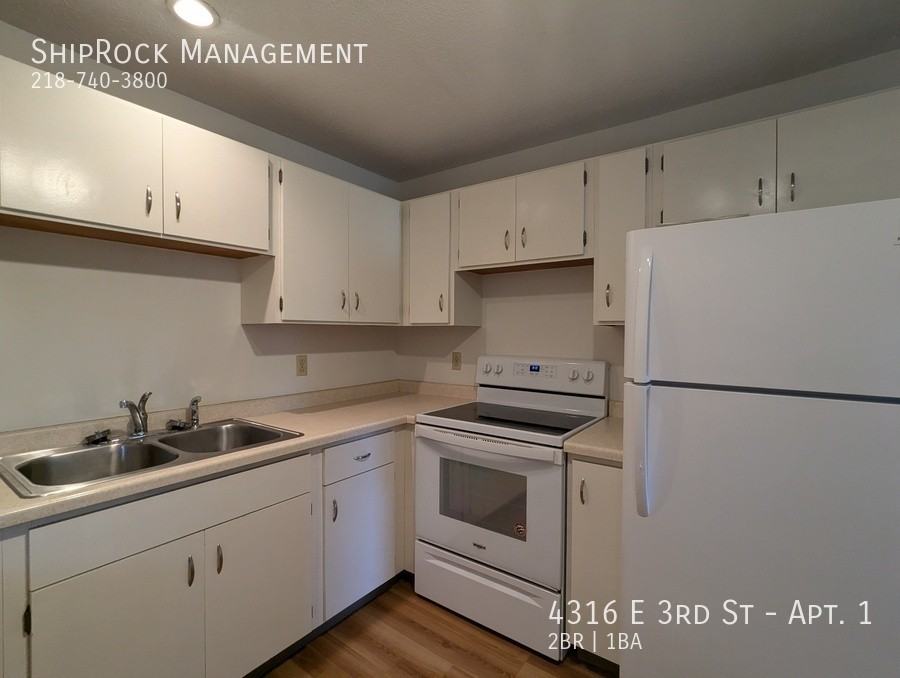 4316 E 3rd St #1 - Photo 5 of 15