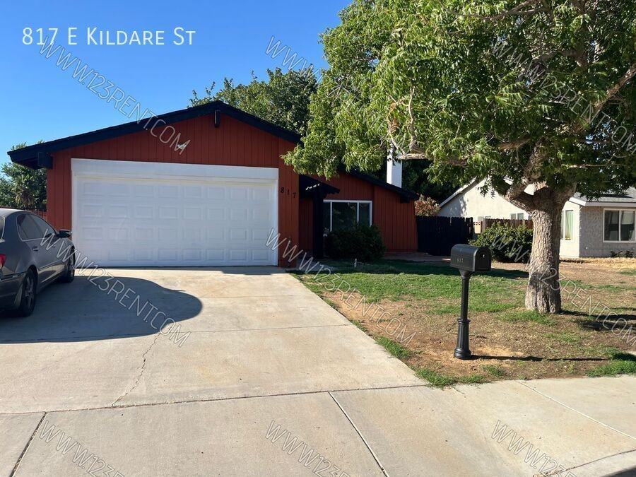 817 E Kildare St - Photo 2 of 26