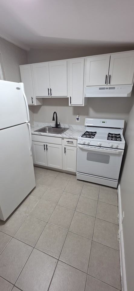 144 N Streeper St - Photo 5 of 9
