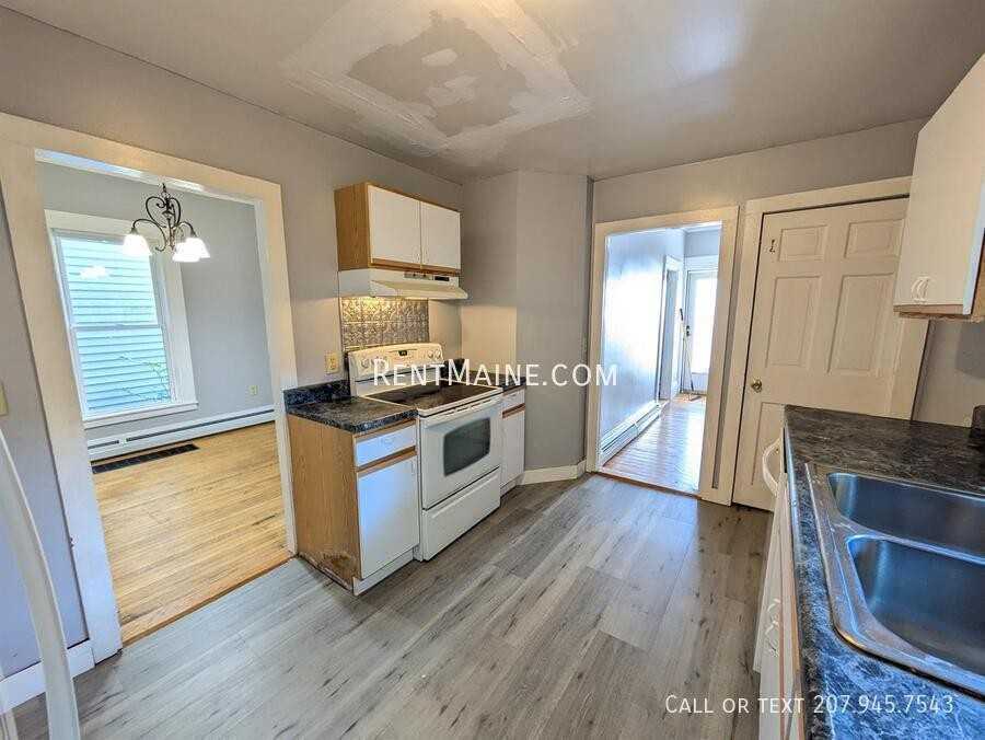 13 6th St - Photo 2 of 29