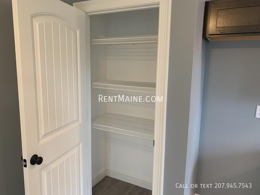 9 Twin Oak Dr - Photo 6 of 24