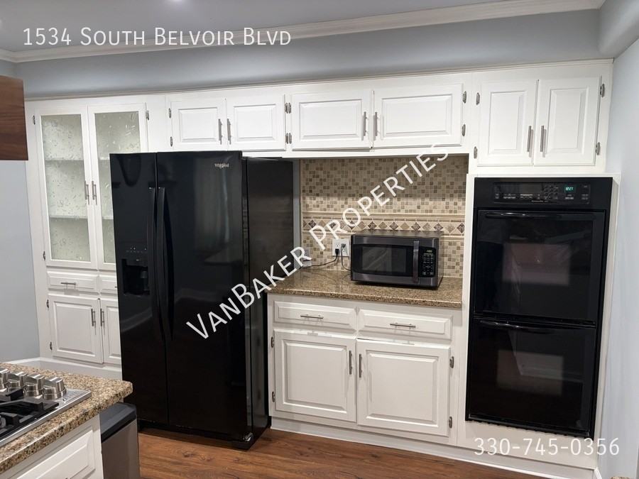 1534 S Belvoir Blvd - Photo 3 of 14