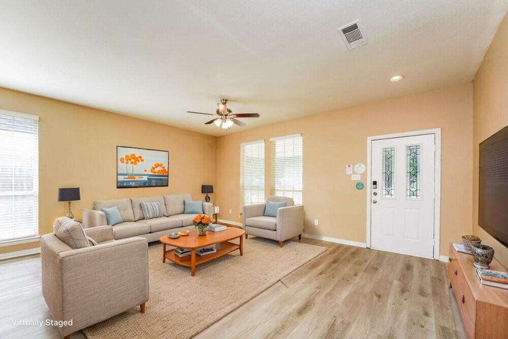 7921 Wayne Way - Photo 3 of 19