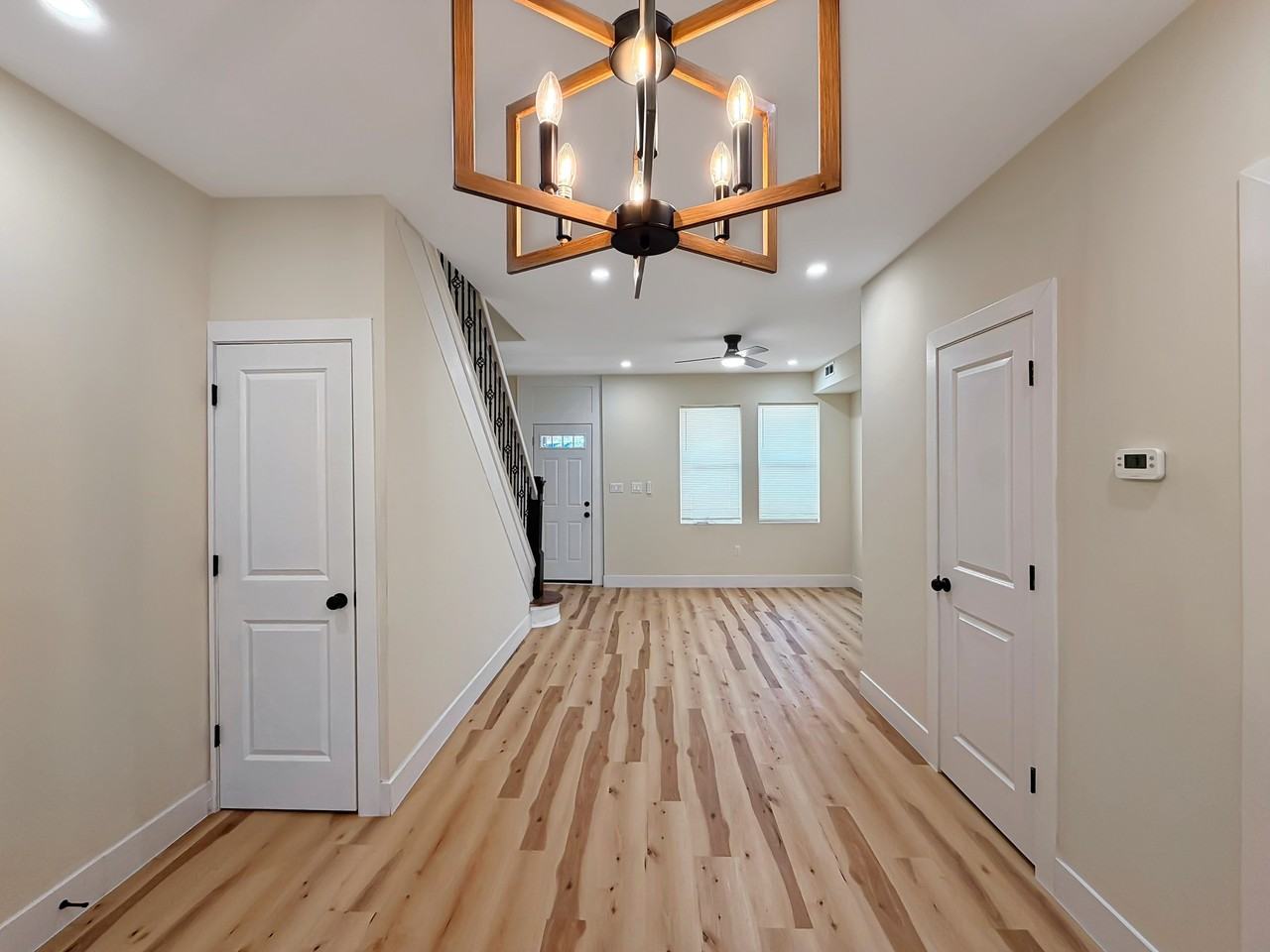 2915 Kirk Ave - Photo 2 of 28